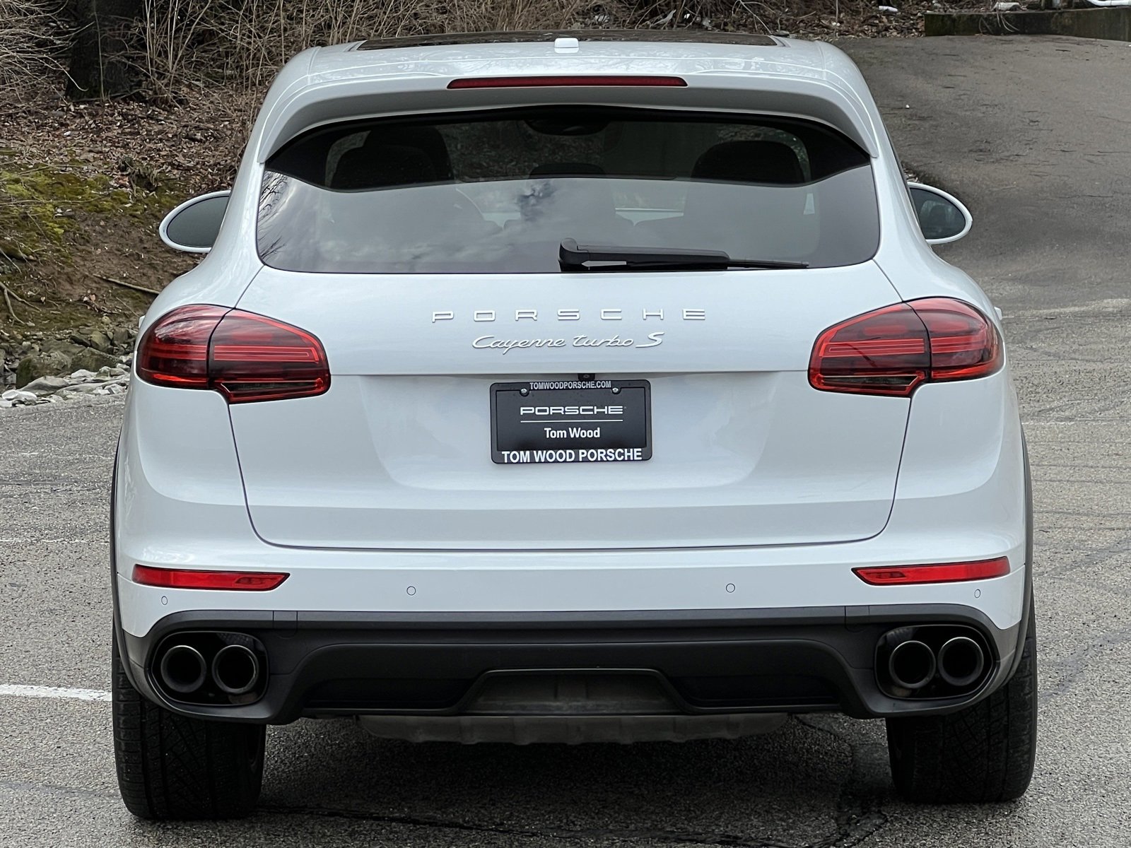 Used 2016 Porsche Cayenne Turbo S image 8