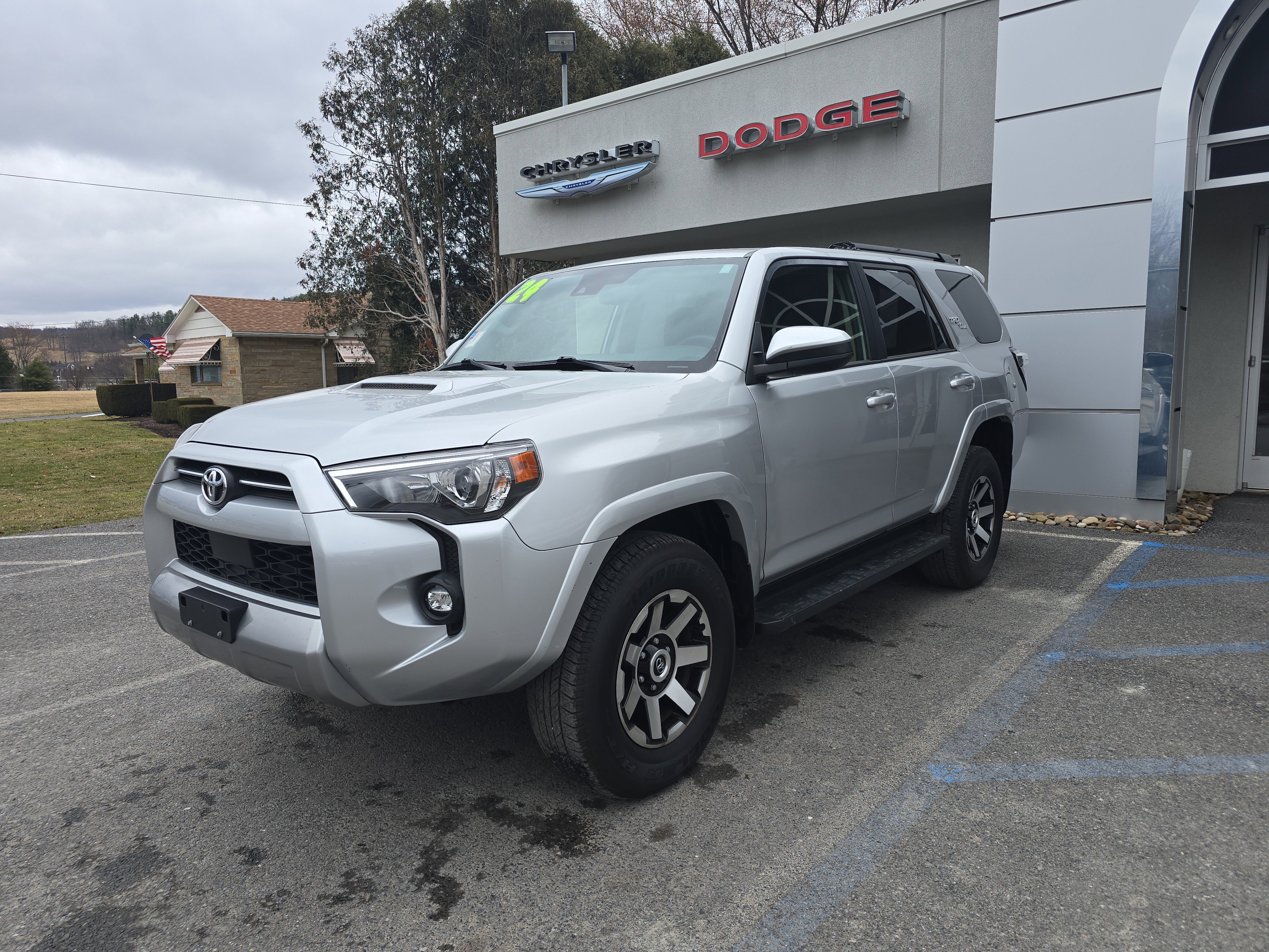 Used 2024 Toyota 4Runner TRD Off-Road image 8
