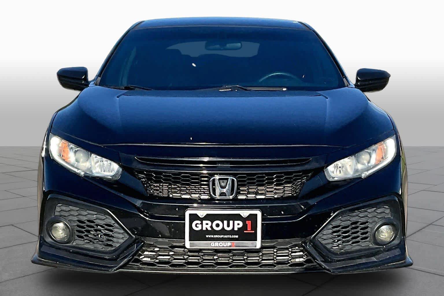Used 2017 Honda Civic Sport image 4