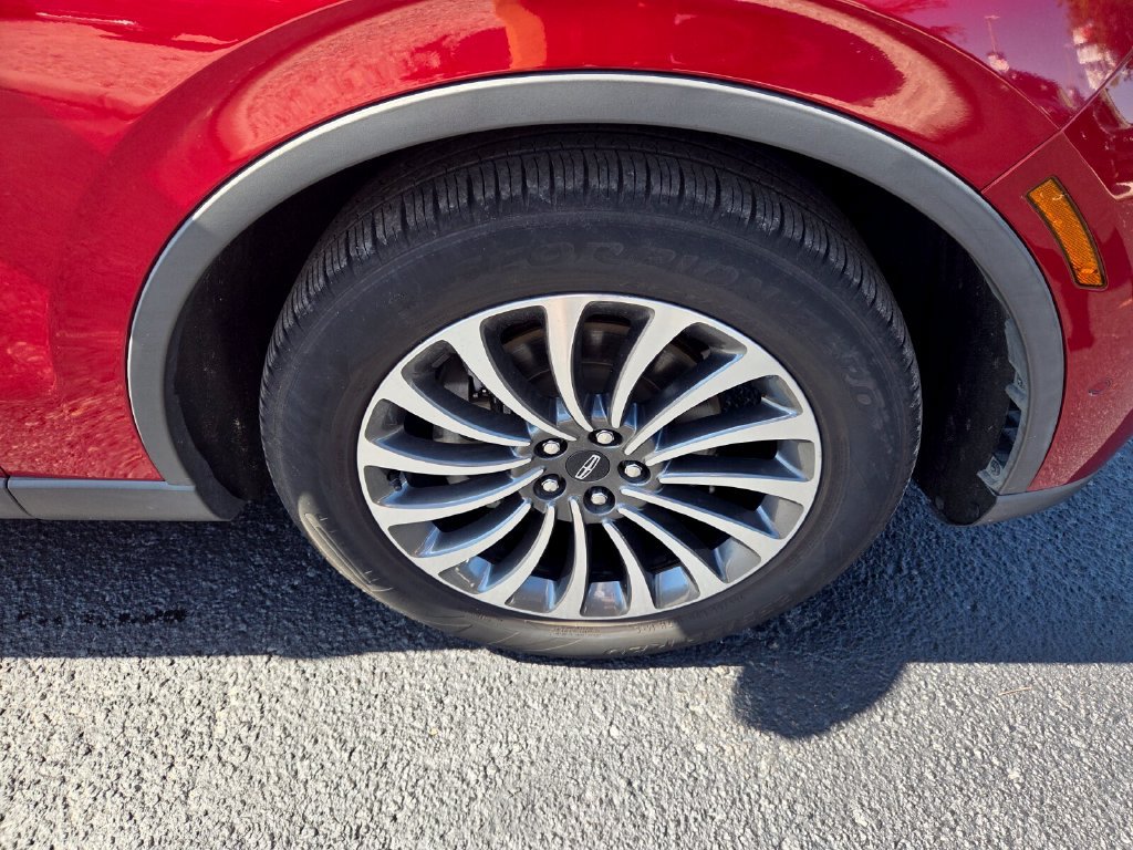 Used 2020 Lincoln Aviator Reserve w/ Equipment Group 201A RWD image 16