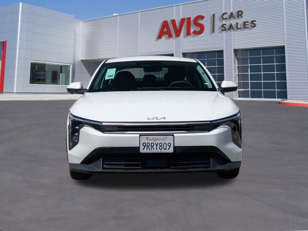 Used 2025 Kia K4 LXS image 2