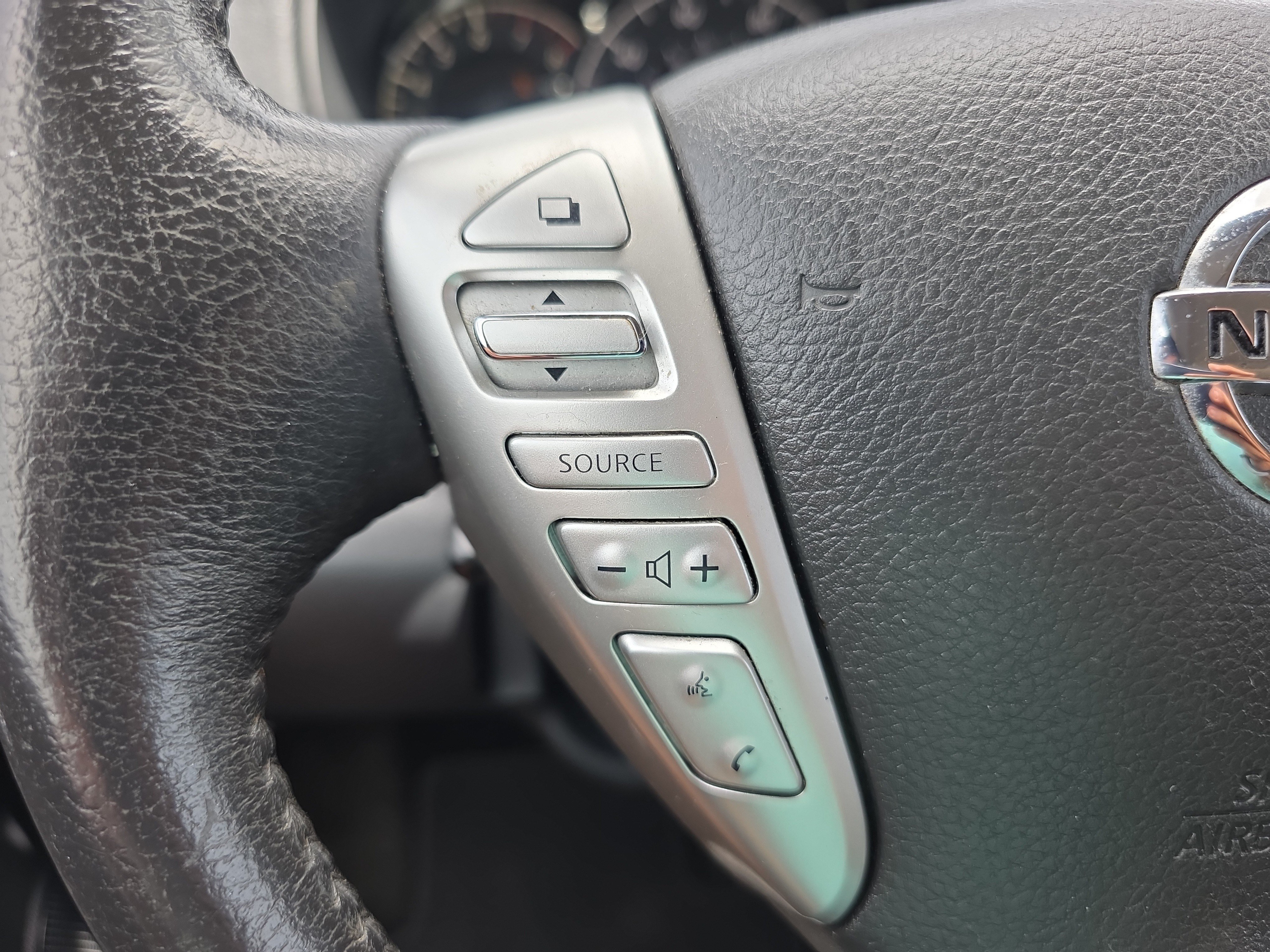 Used 2019 Nissan Versa Note SV FWD image 19