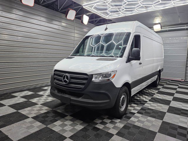 Used 2022 Mercedes-Benz Sprinter 2500 image 34