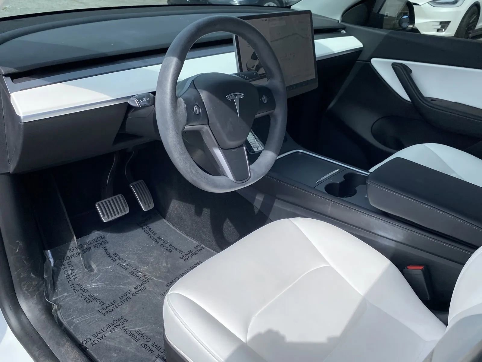 Used 2021 Tesla Model Y Long Range AWD/4WD image 10