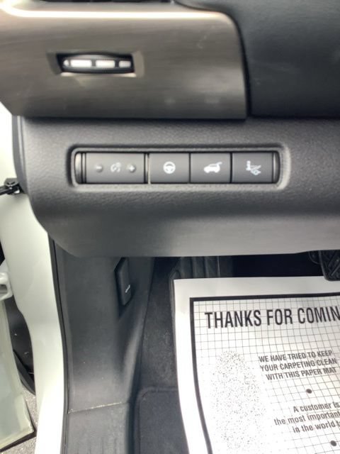 Used 2024 Nissan Pathfinder Platinum w/ Cargo Package AWD/4WD image 32