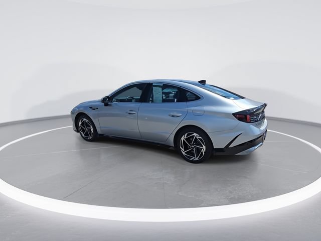 Certified 2024 Hyundai Sonata SEL w/ Convenience Package FWD image 6