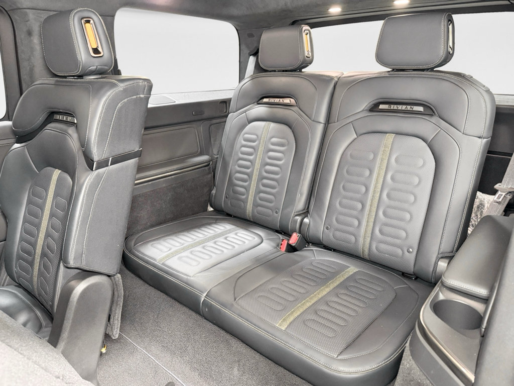 Used 2024 Rivian R1S Adventure AWD/4WD image 24