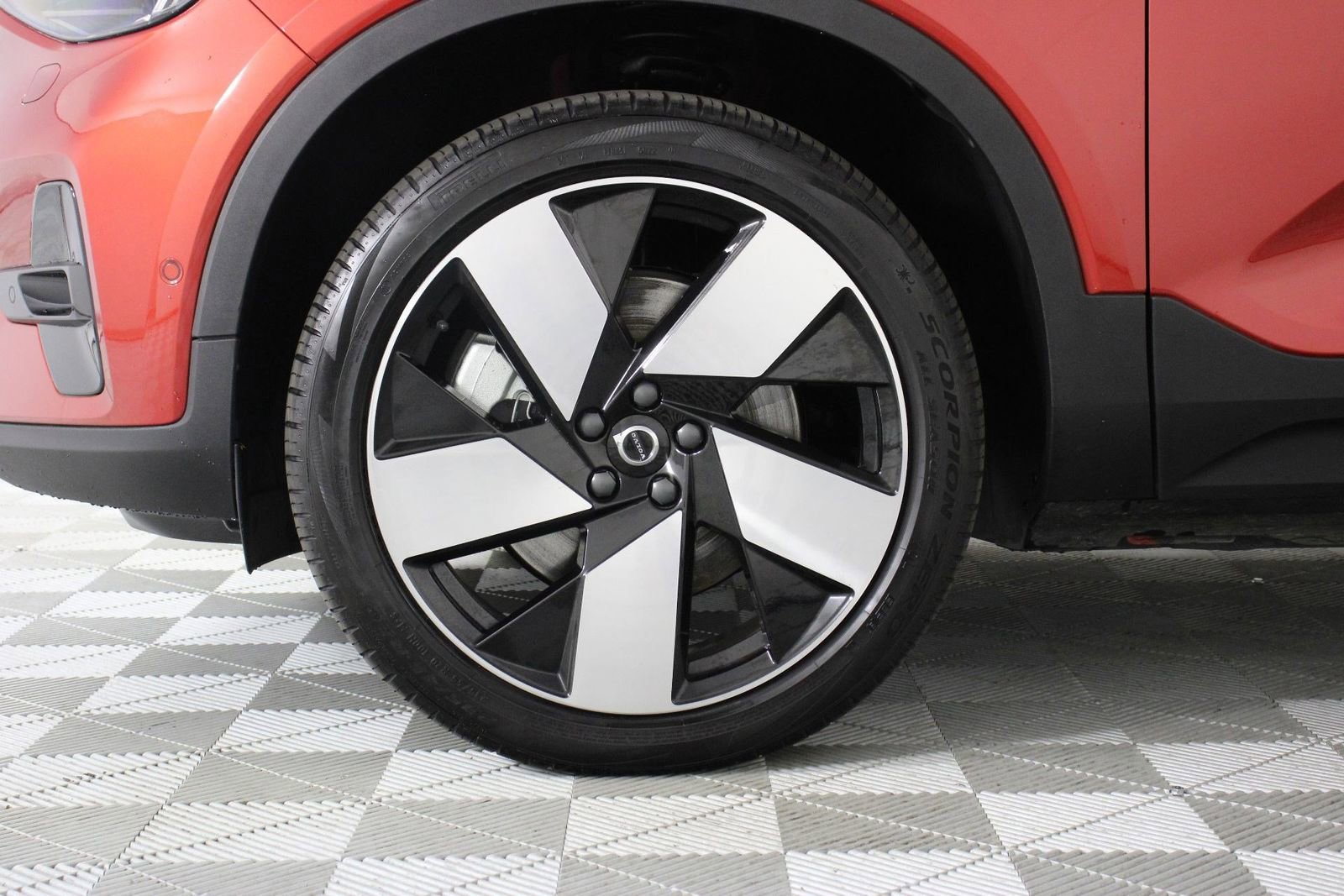 Used 2023 Volvo C40 P8 Recharge Ultimate AWD/4WD image 26