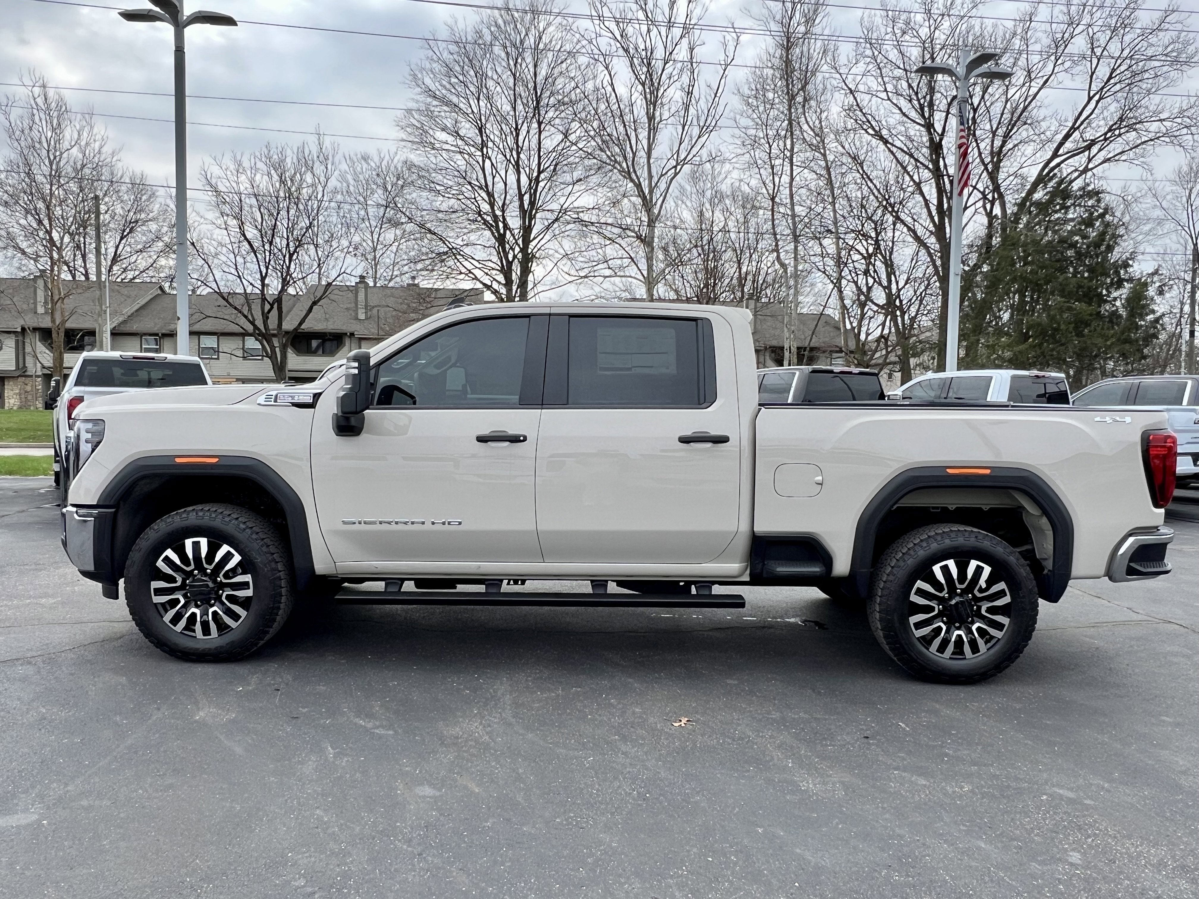 New 2026 GMC Sierra 2500 Pro w/ 1SA Pro Safety Plus Package AWD/4WD image 14