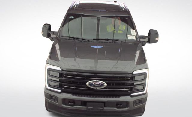 Used 2025 Ford F250 Platinum image 8