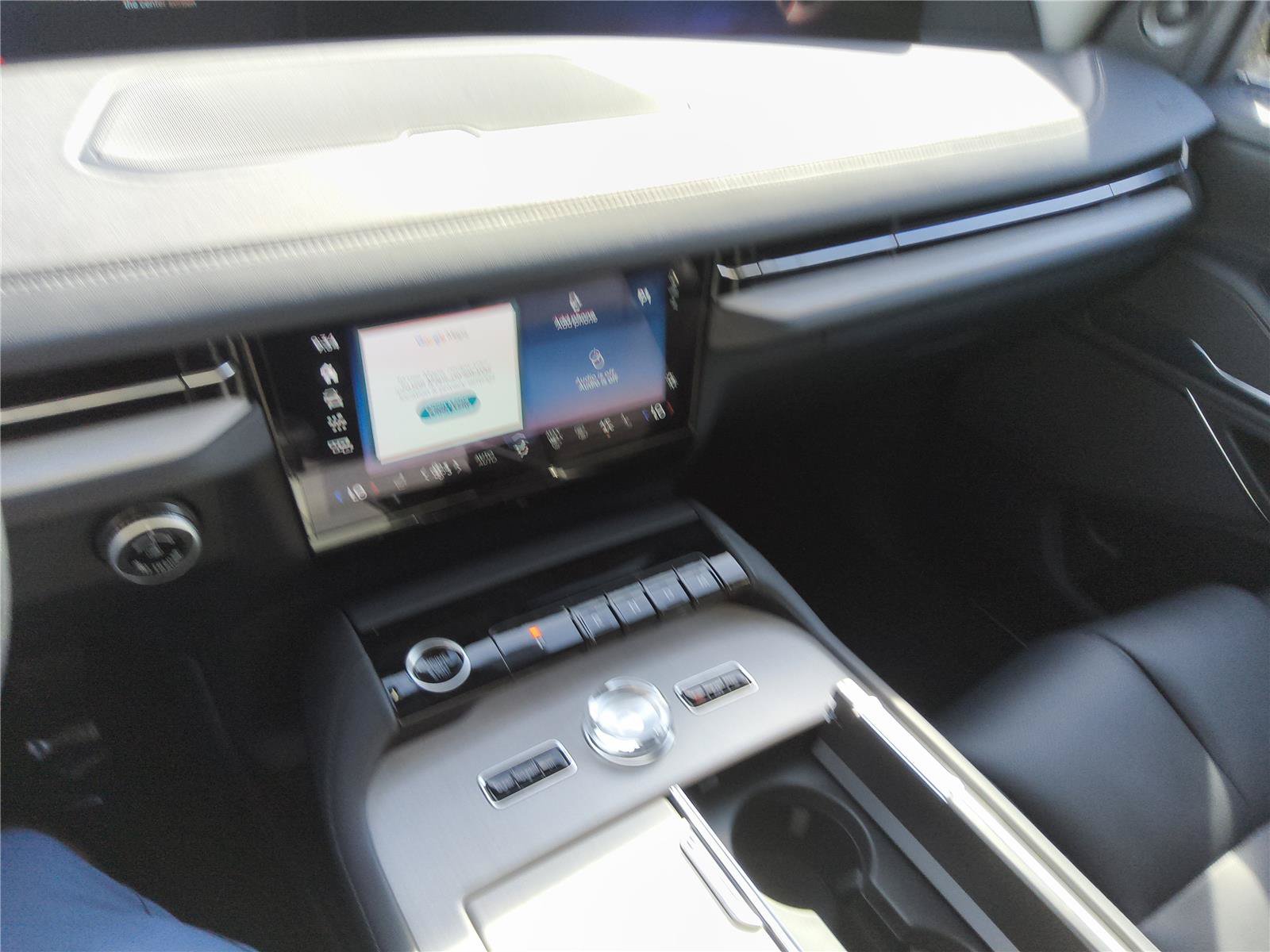 New 2027 Lincoln Navigator Premiere RWD image 31