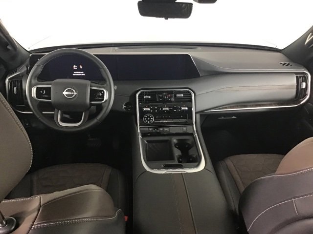 Used 2025 Nissan Armada Platinum image 13