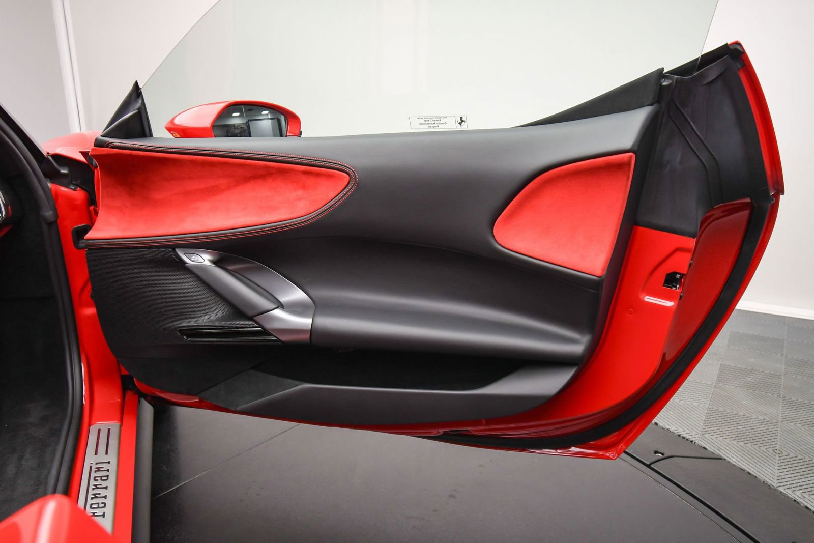 Used 2023 Ferrari SF90 Stradale image 54