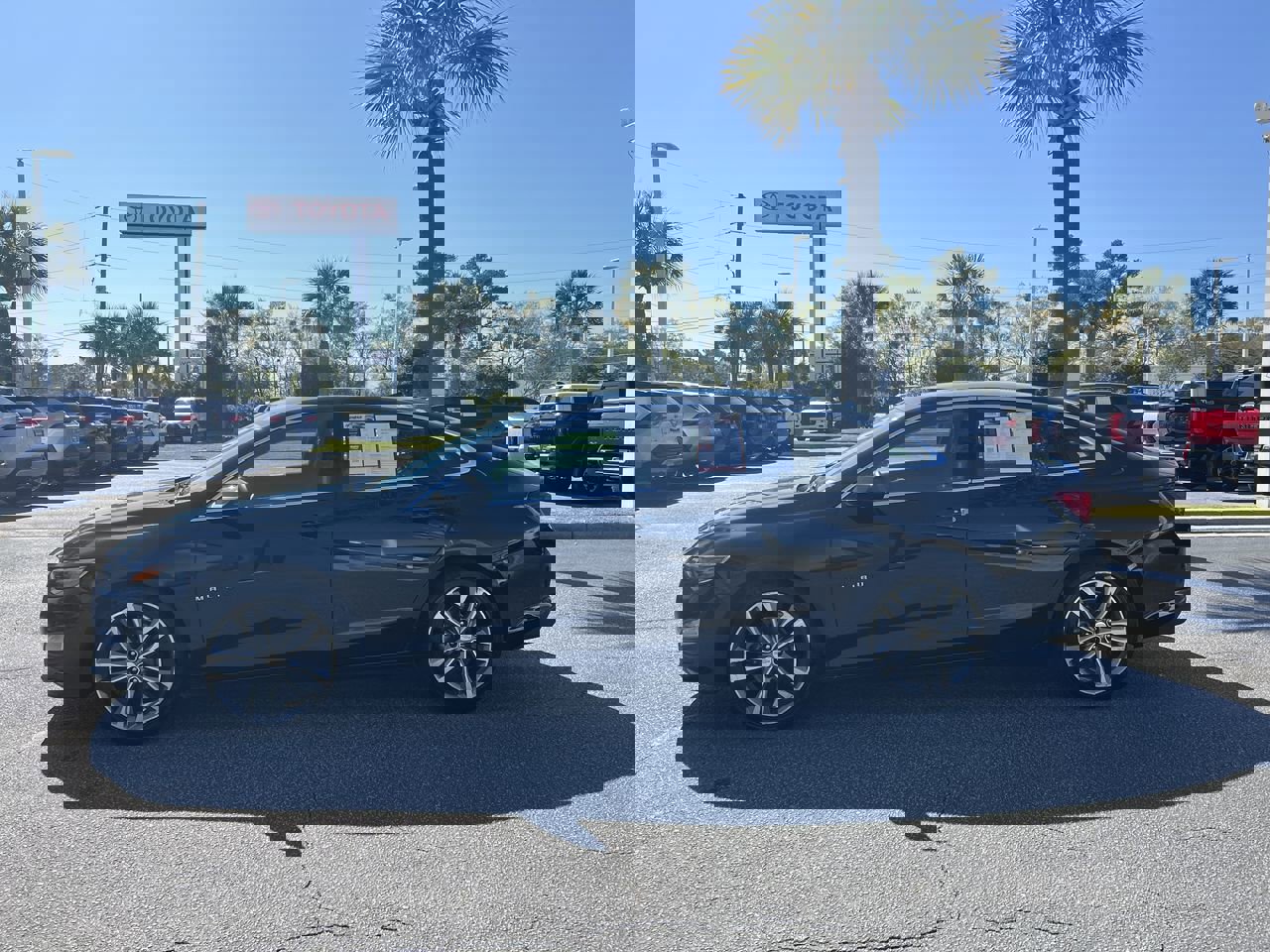 Used 2023 Chevrolet Malibu LT image 7