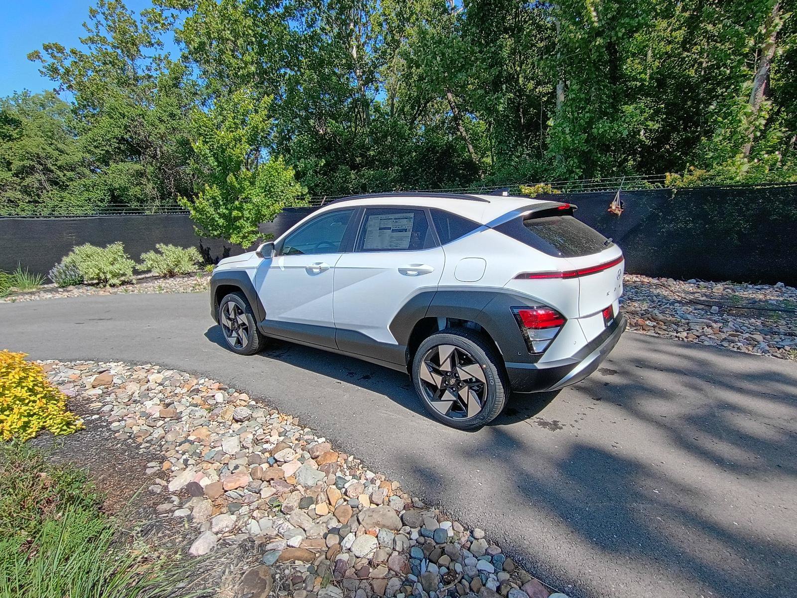 New 2026 Hyundai Kona Limited AWD/4WD image 3