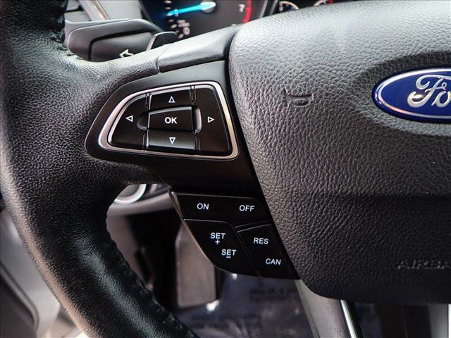 Used 2017 Ford Escape Titanium image 15
