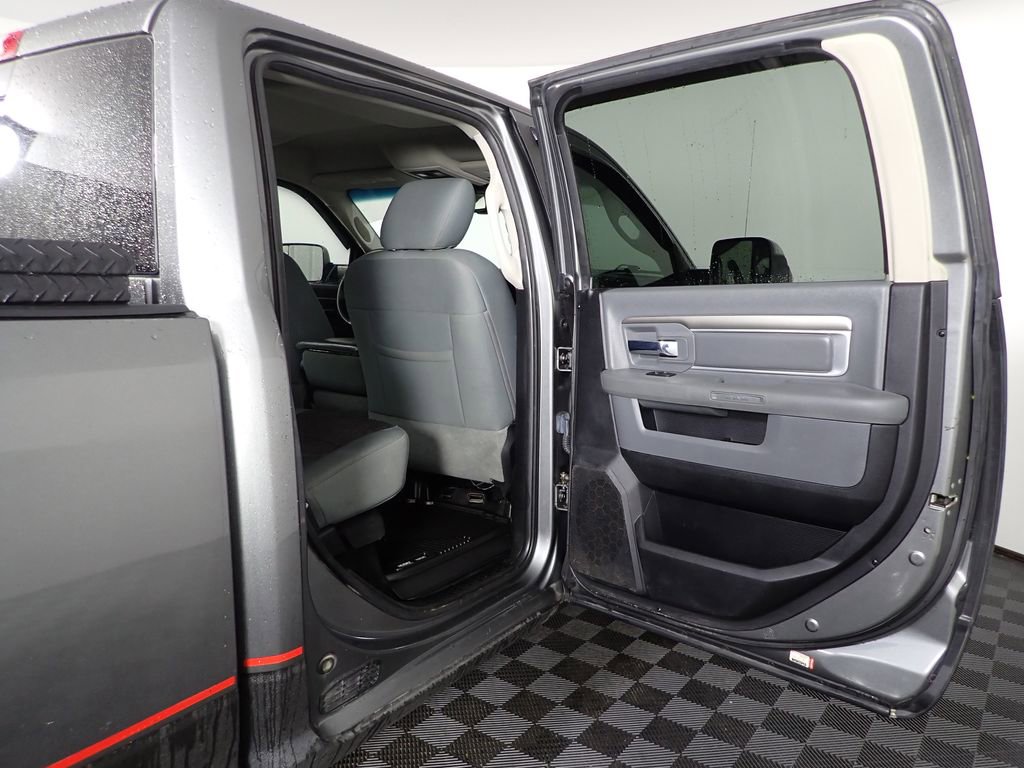 Used 2013 RAM 2500 Power Wagon AWD/4WD image 30