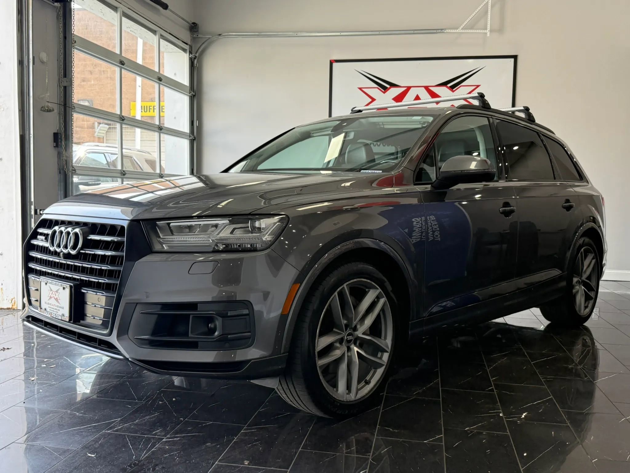Used 2018 Audi Q7 3.0T Prestige image 3