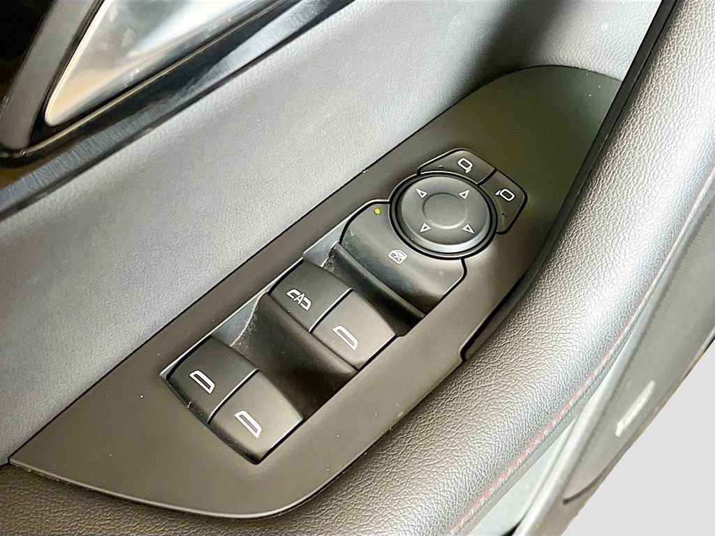 Used 2024 Chevrolet Blazer RS w/ Driver Confidence II Package image 18