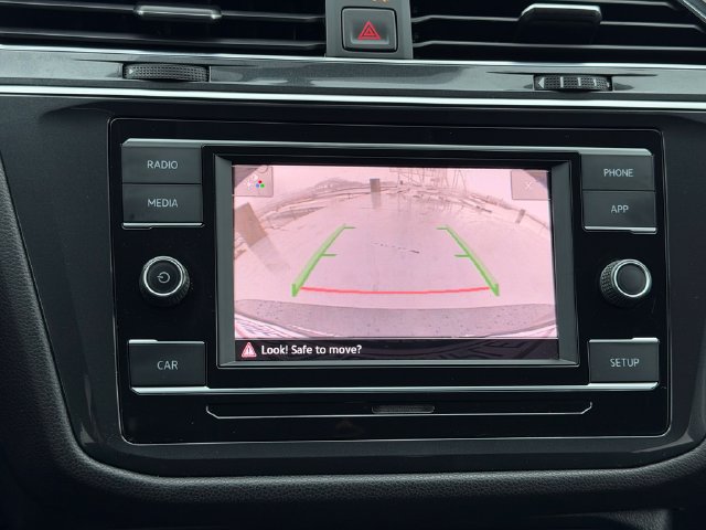 Used 2019 Volkswagen Tiguan S w/ Driver Assistance Package AWD/4WD image 16