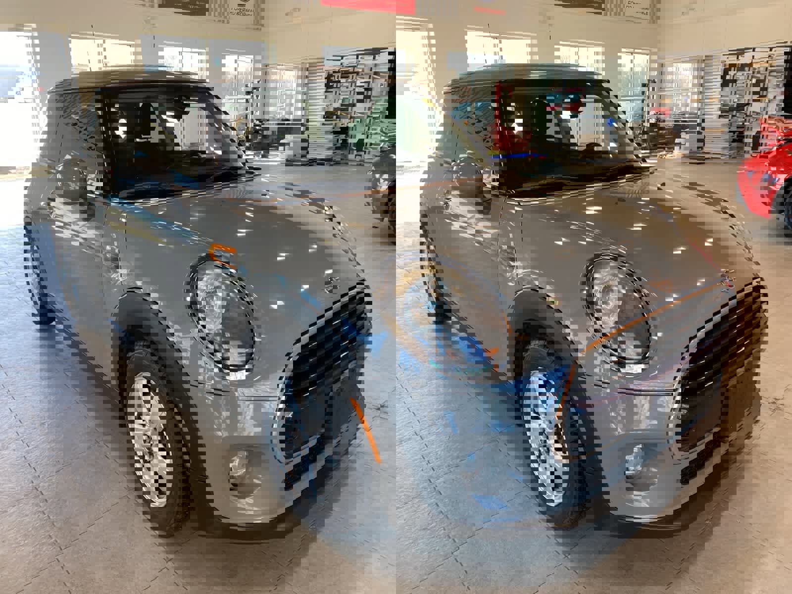 Used 2019 MINI Cooper 2-Door Hardtop image 7