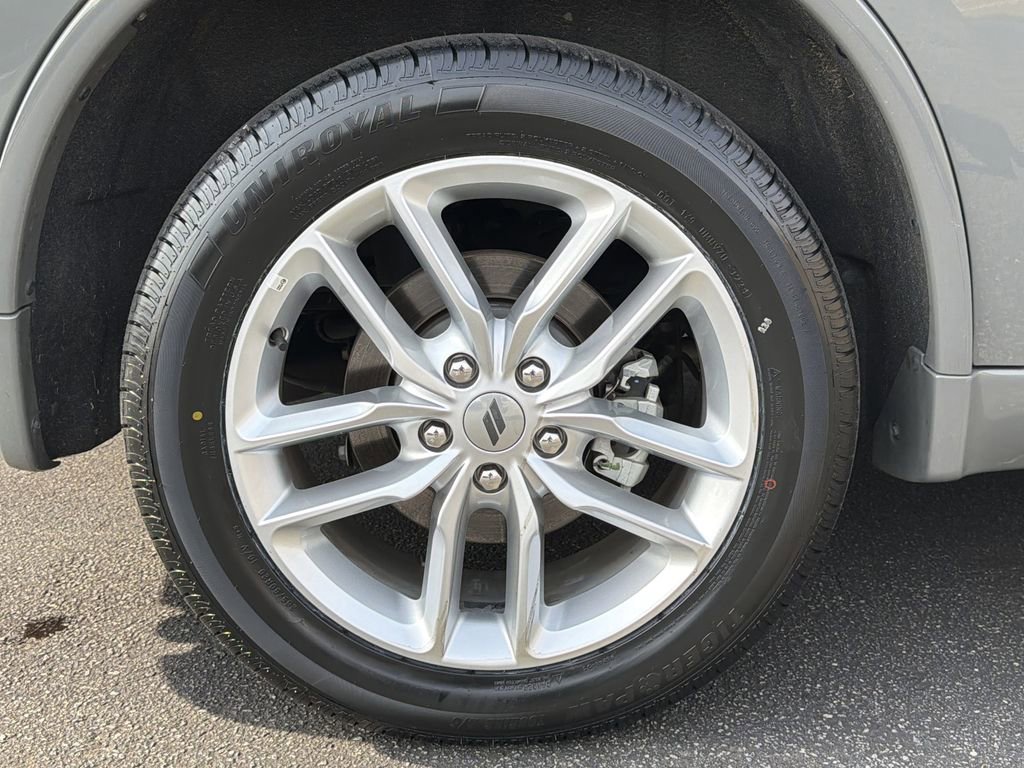 Used 2024 Dodge Durango GT image 17