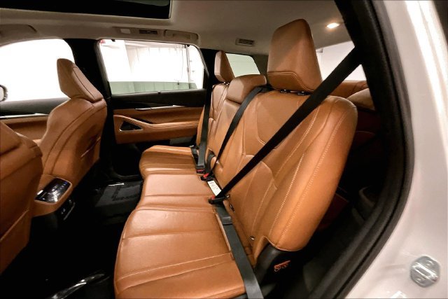 Used 2024 INFINITI QX60 Sensory AWD/4WD image 25