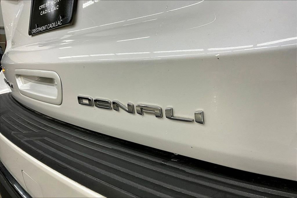 Used 2024 GMC Yukon XL Denali Ultimate AWD/4WD image 24
