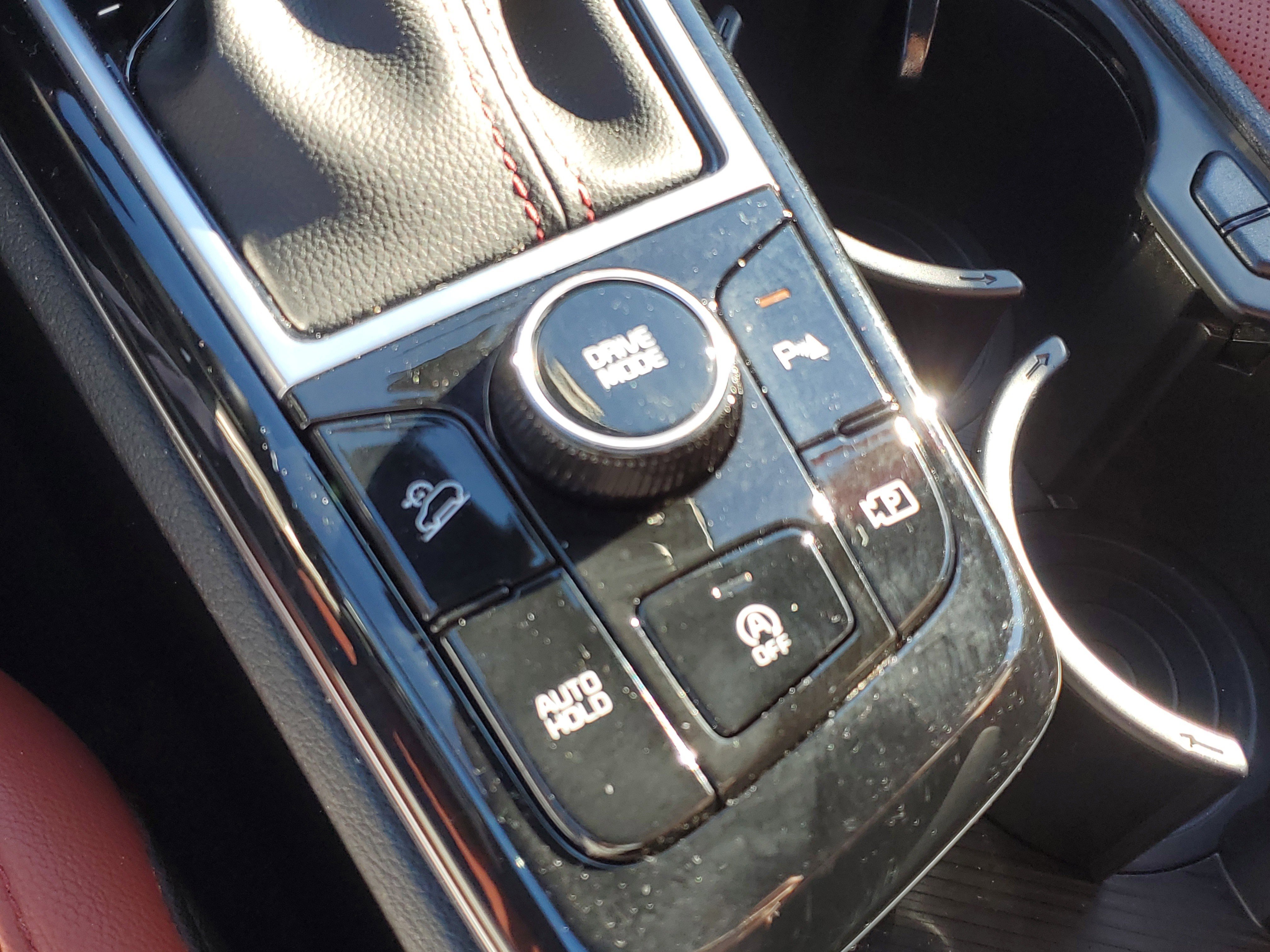 Used 2024 Kia Sportage SX image 33