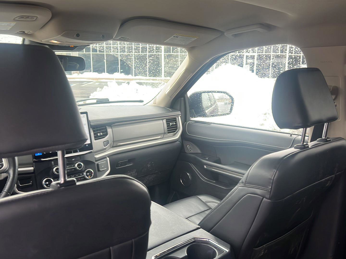Used 2023 Ford Expedition XLT image 17