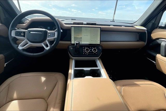 New 2026 Land Rover Defender 110 X-Dynamic SE image 5