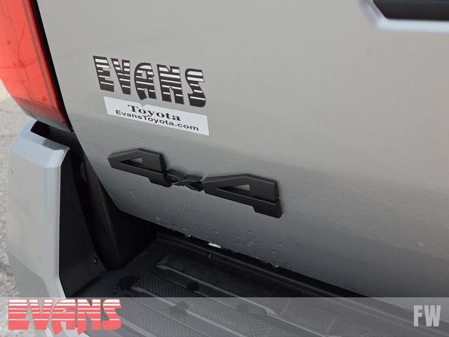 Certified 2025 Toyota Tacoma TRD Off-Road w/ TRD Off Road Upgrade Package AWD/4WD image 4