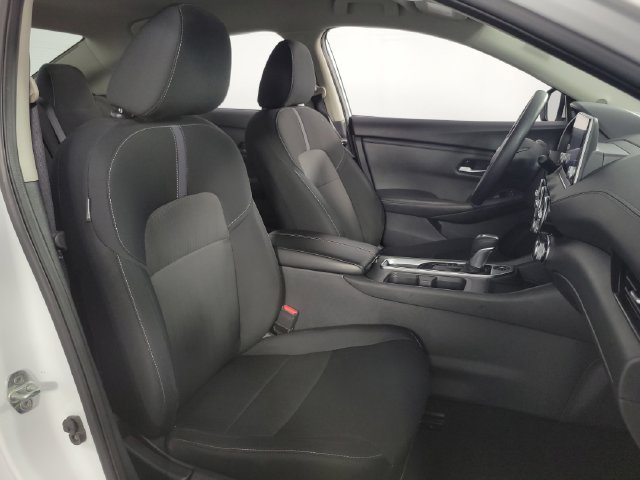 Used 2024 Nissan Sentra SV FWD image 15
