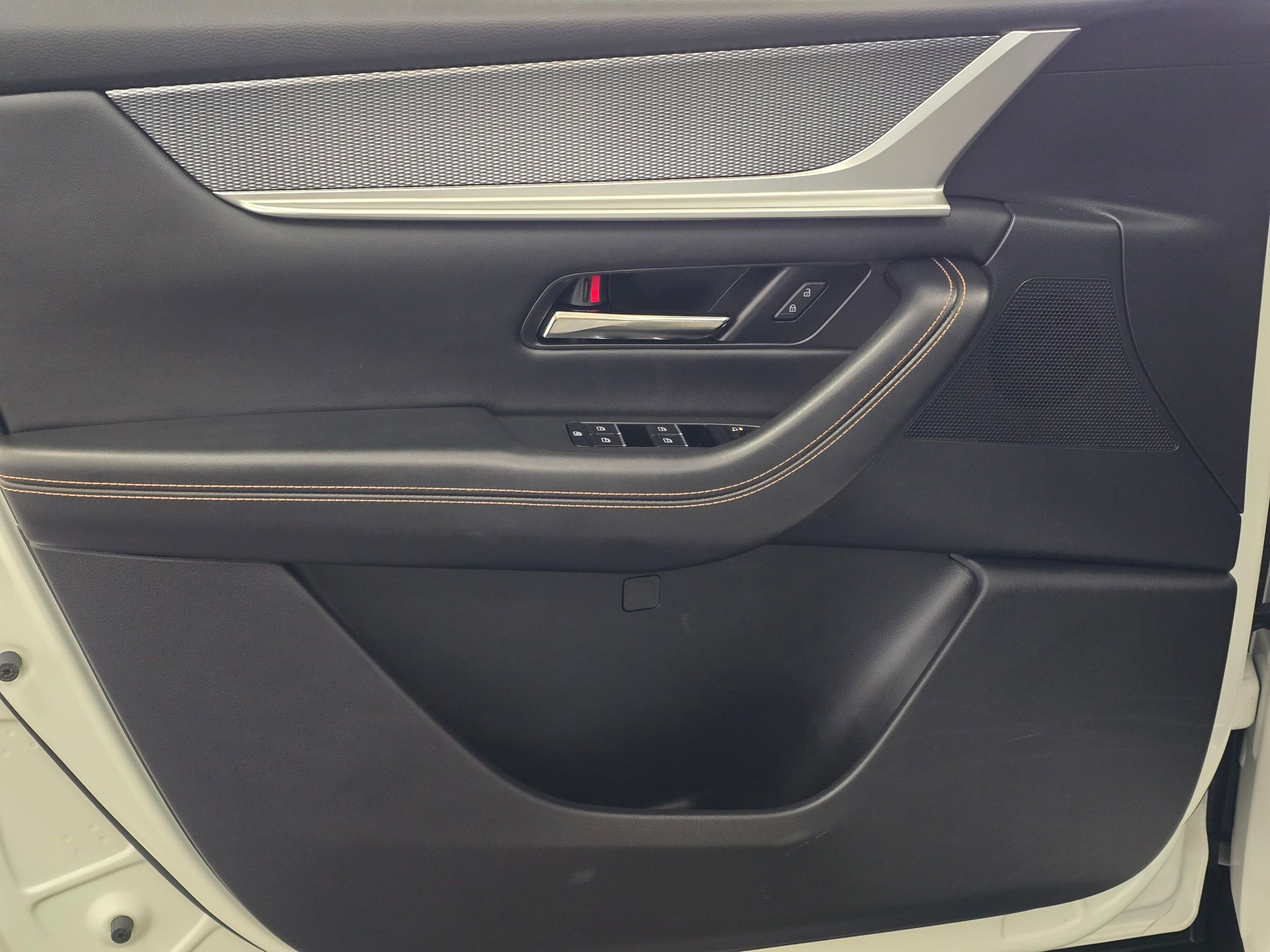 Used 2025 MAZDA CX-70 3.3 Turbo w/ Preferred Package image 36