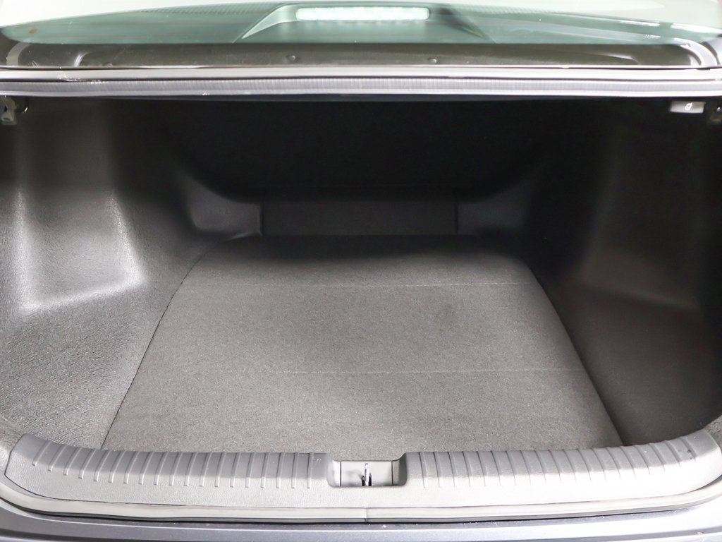 Certified 2025 Honda Accord LX image 16