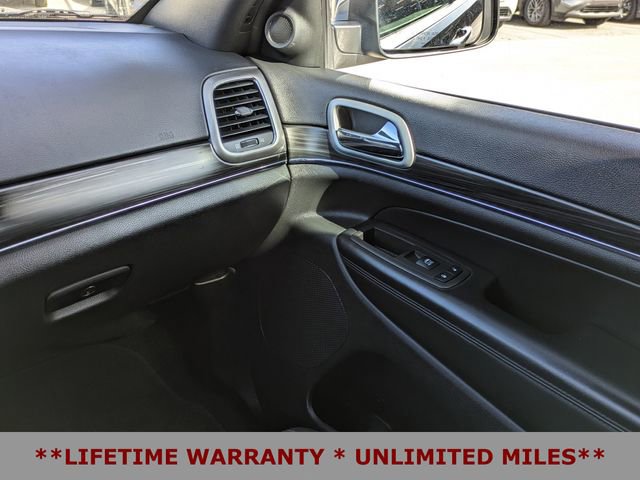 Used 2022 Jeep Grand Cherokee Limited image 19