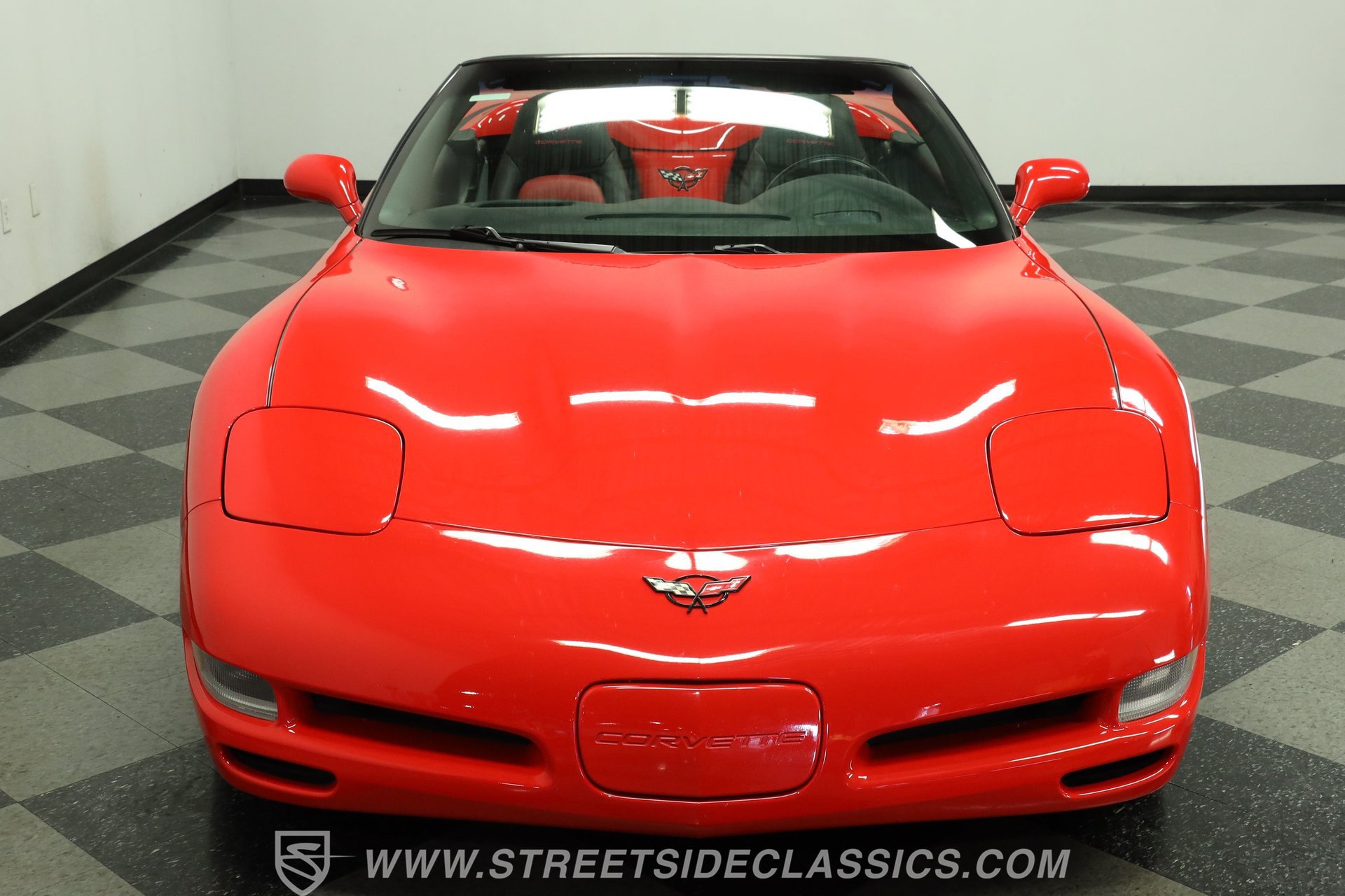 Used 1999 Chevrolet Corvette Coupe w/ Memory Pkg RWD image 16