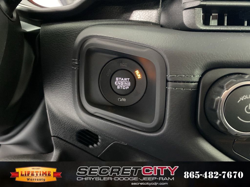 New 2026 Jeep Wrangler Unlimited Rubicon w/ Steel Bumper Group image 18