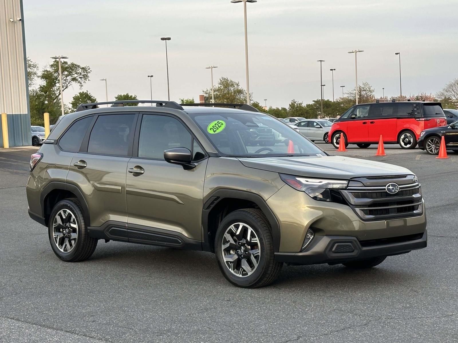 Certified 2025 Subaru Forester Premium AWD/4WD image 9