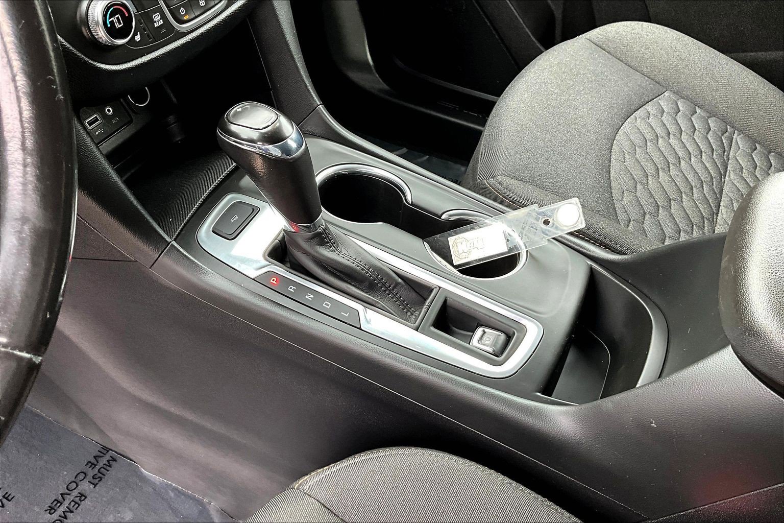 Used 2019 Chevrolet Equinox LT FWD image 14