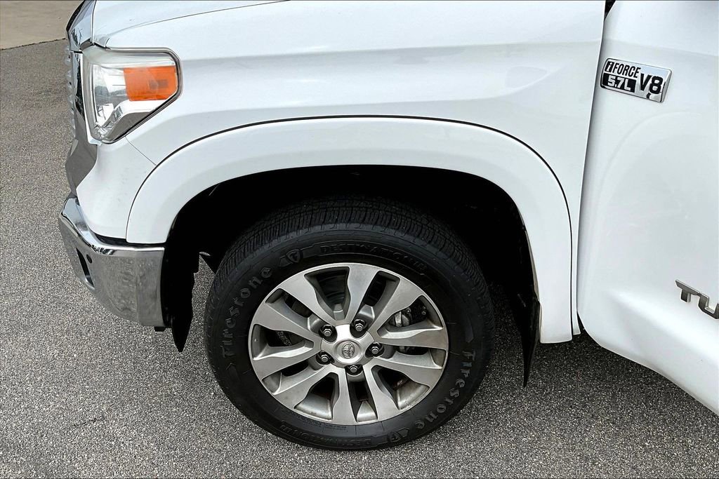 Used 2017 Toyota Tundra Limited w/ Limited Premium Package AWD/4WD image 9