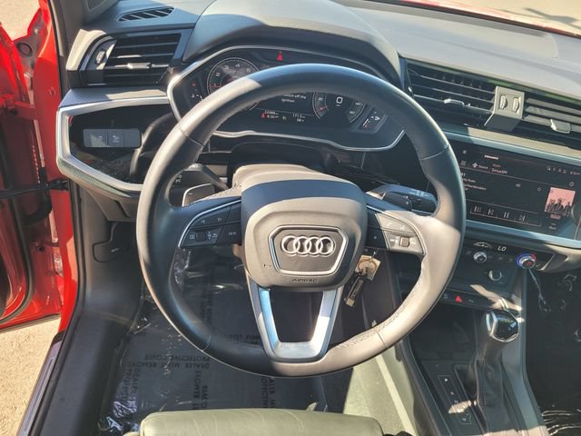Used 2022 Audi Q3 2.0T Premium Plus w/ Premium Plus Package AWD/4WD image 30