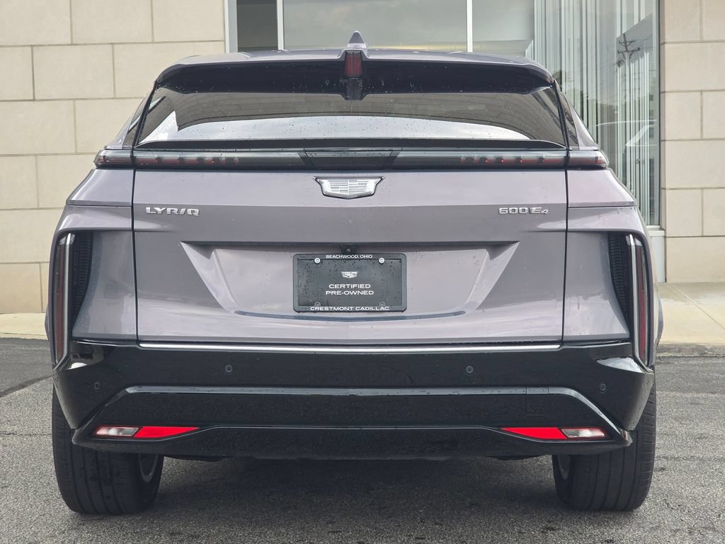 Certified 2025 Cadillac Lyriq Luxury w/ LPO, Floor Liner Package AWD/4WD image 19