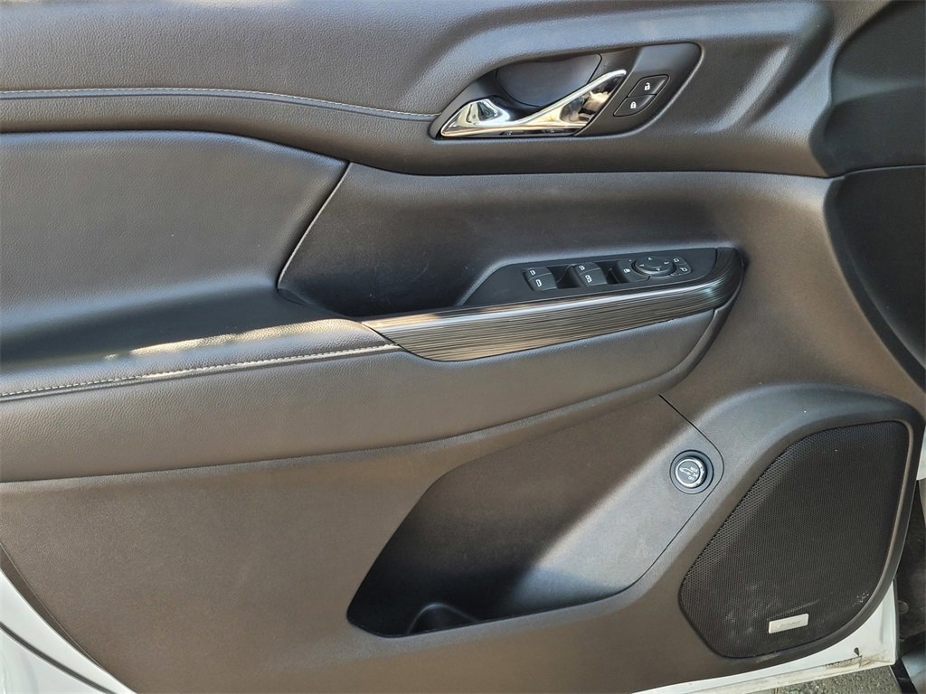 Used 2023 GMC Acadia SLT image 20