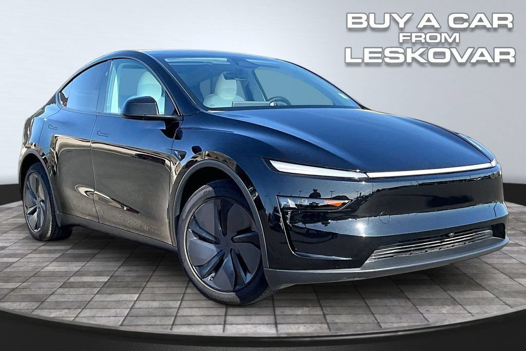 Used 2026 Tesla Model Y Long Range AWD/4WD image 1