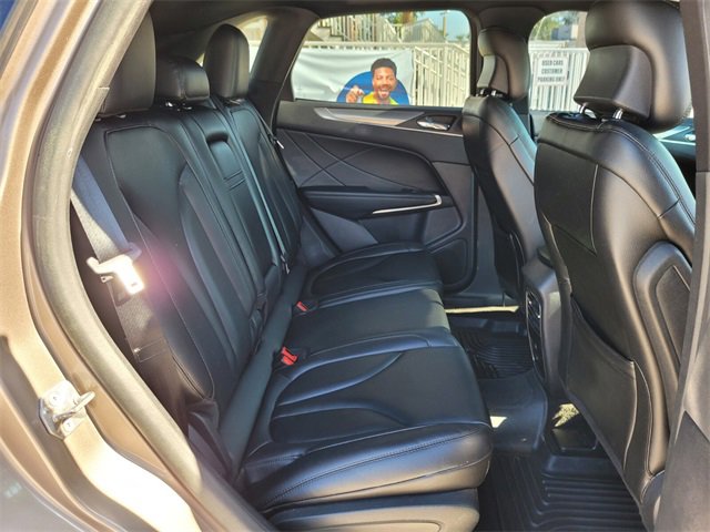 Used 2019 Lincoln MKC Premiere image 18