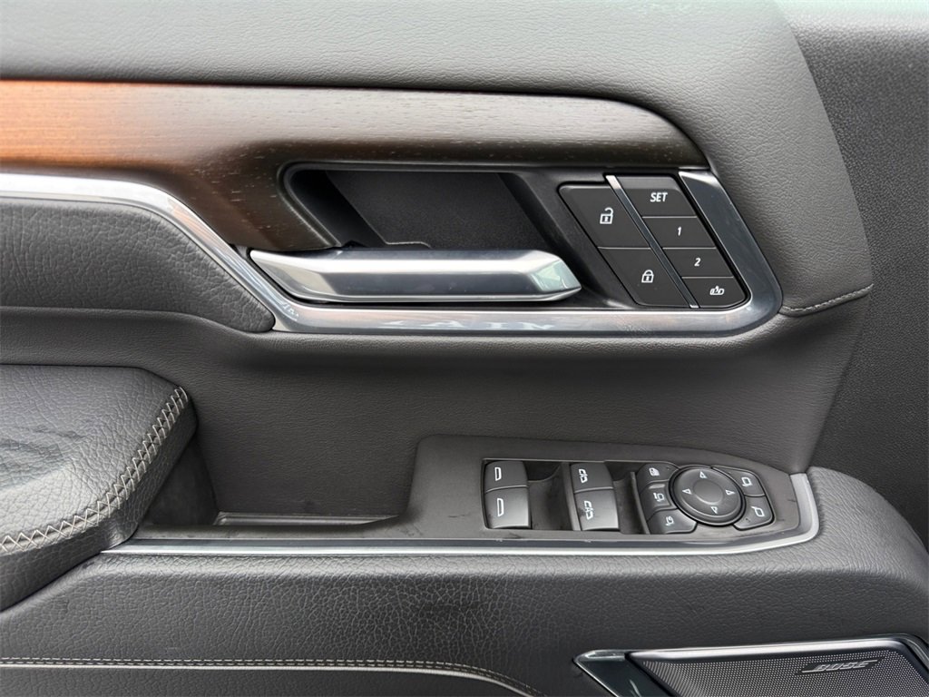 Used 2025 GMC Sierra 2500 Denali image 11