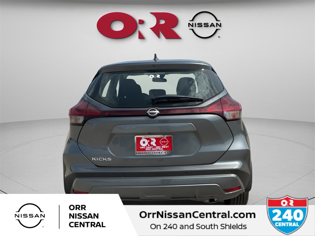 New 2025 Nissan Kicks Play S image 6
