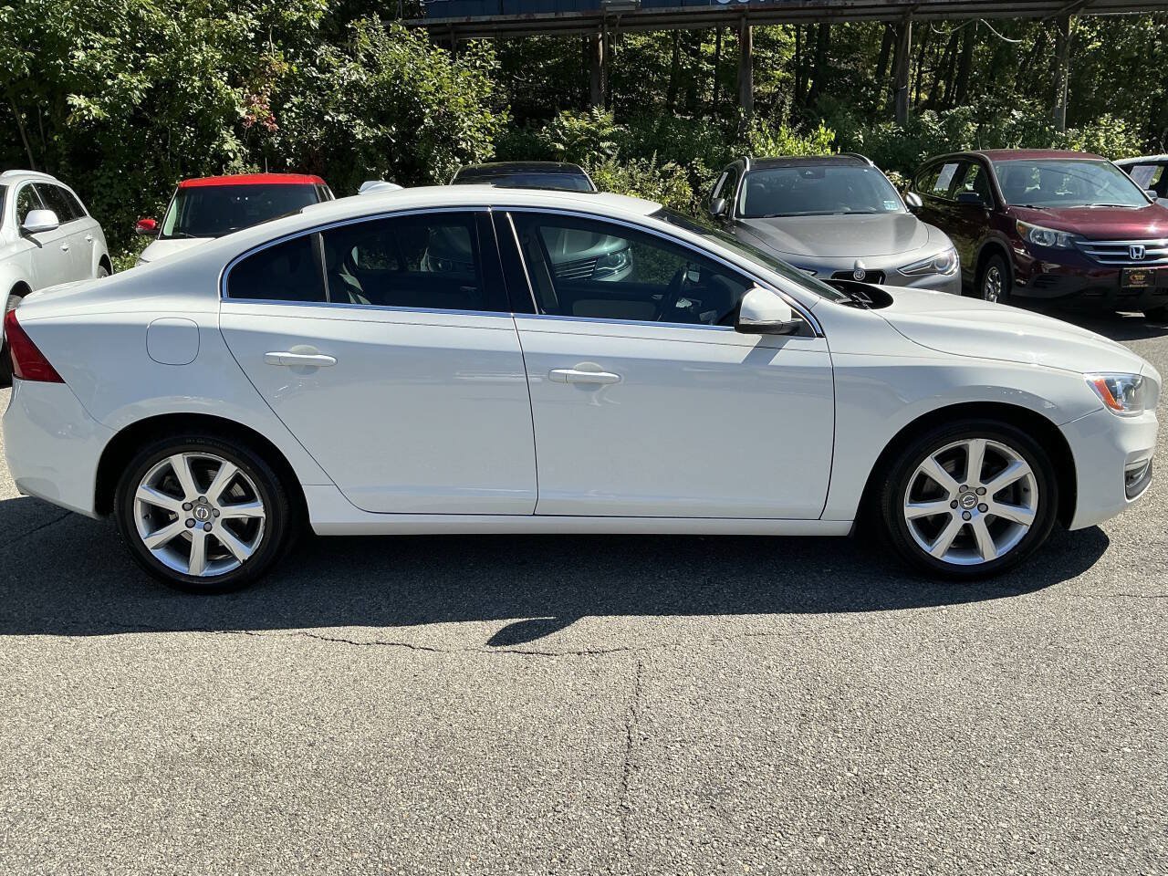 Used 2016 Volvo S60 T5 Premier w/ Convenience Package FWD image 4