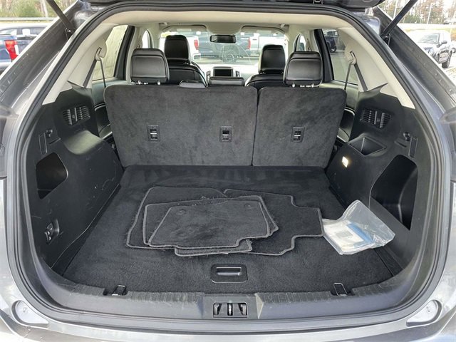 Used 2022 Ford Edge SEL image 13